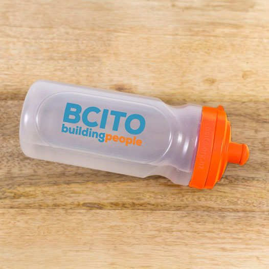 オリジナルノベルティ製作の販促ワールド|スクイーズボトル