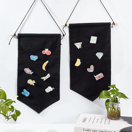 ピンズコレクションタペストリー