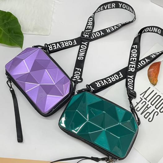 カッティングストーンバッグ(立体カットデザイン/ショルダーストラップ付き)